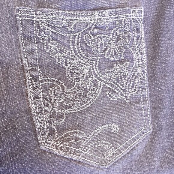 CHICOS Platinum Callie Jeans Straight Leg Denim - Picture 8 of 10